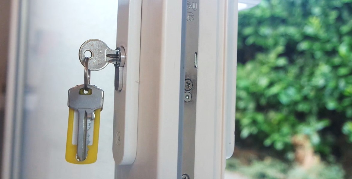 L'importance d'un cylindre de porte de Haute Sécurité - Protéger sa maison  des cambriolages